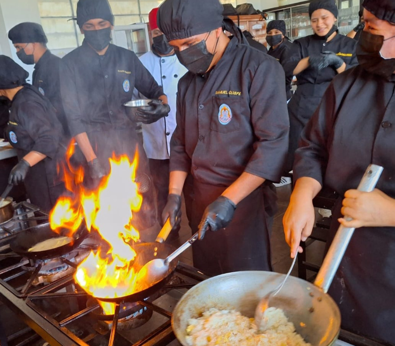 Programa de Estudio de Administración de servicios de hostelería y restaurantes